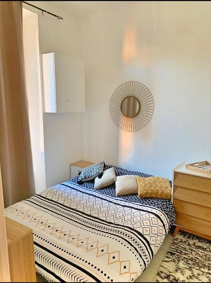 Appartements Cosy Au Centre De Ла-Сейн-сюр-Мер Екстер'єр фото